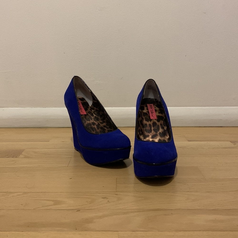 Betsey Johnson Blue Suede Platform Wedges - size 7